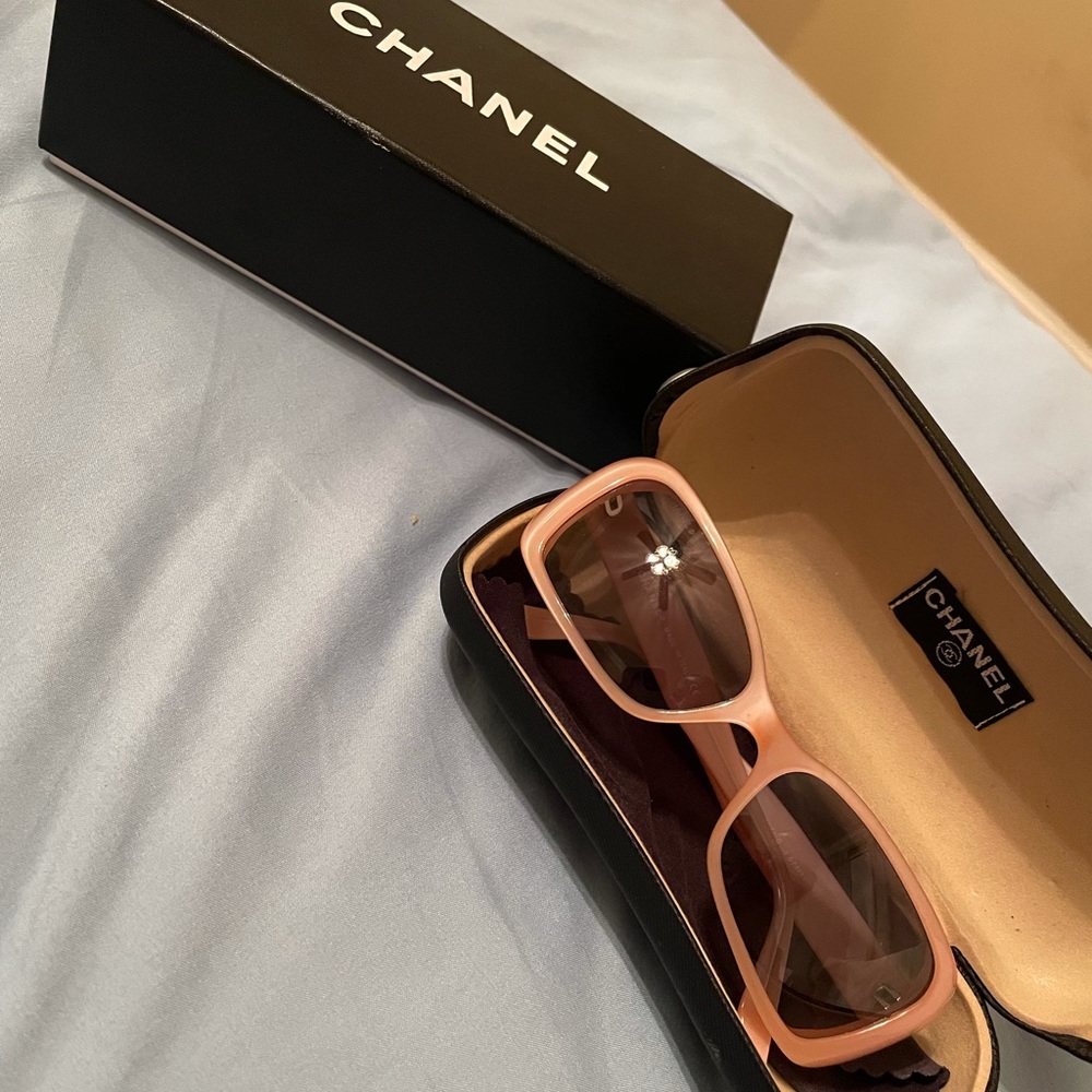 Vintage CHANEL Sunglasses